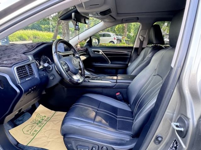 LEXUS凌志 RX300  第7張相片