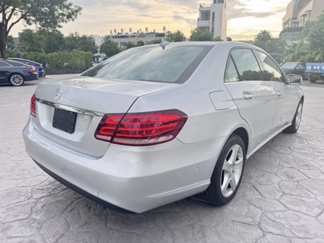 M-BENZ賓士 E200  第2張相片