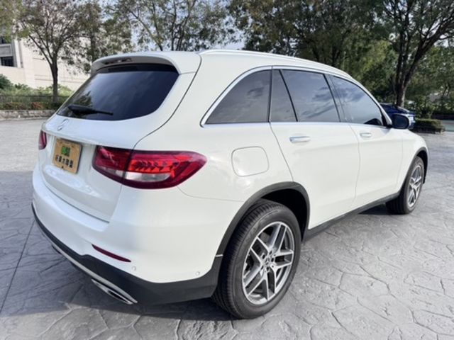 M-BENZ賓士 GLC300  第2張相片