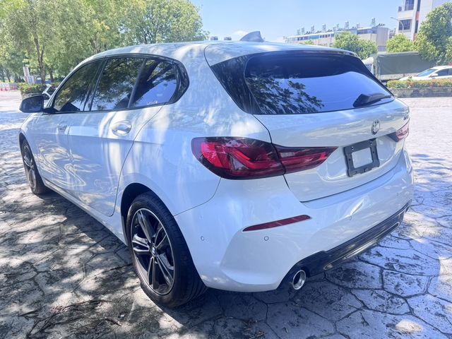 BMW寶馬 118I  第6張相片