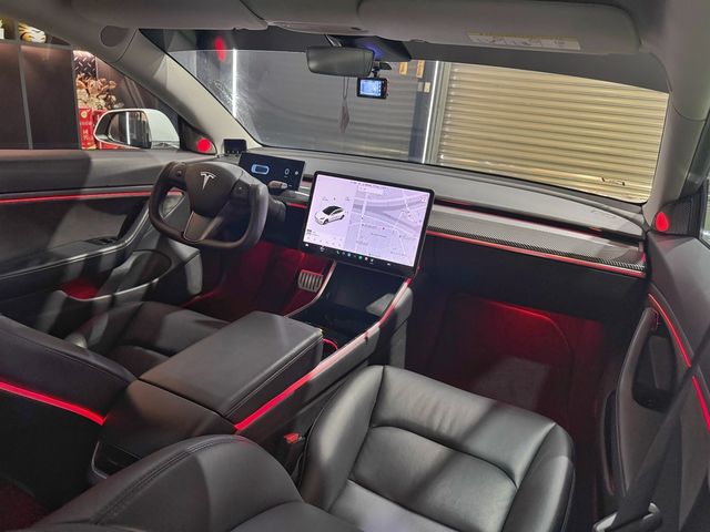 BMW寶馬 520I  第6張相片