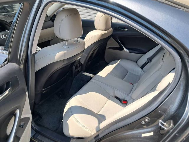 BMW寶馬 320 GT  第6張相片