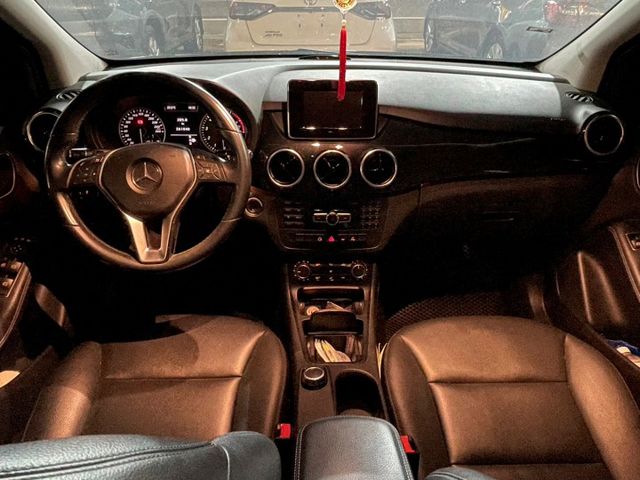 科技廠高階主管一手車/車況良好無待修/1.6渦輪增壓/HID光感應頭燈/定速巡航/換檔撥片/藍芽/前後駐車雷達/胎壓偵測  第5張相片