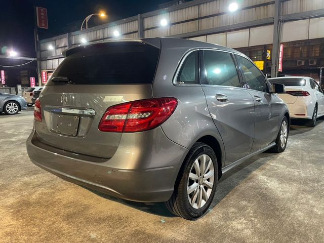 科技廠高階主管一手車/車況良好無待修/1.6渦輪增壓/HID光感應頭燈/定速巡航/換檔撥片/藍芽/前後駐車雷達/胎壓偵測  第9張相片