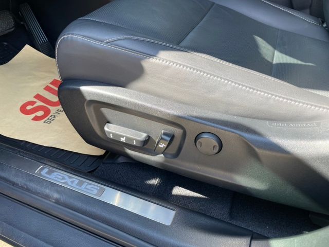 超高CP值原版大休旅/LED頭燈/ACC跟車/CARPLAY/換檔撥片/藍芽/盲點/前+後駐車雷達/通風記憶座椅/電尾門  第7張相片