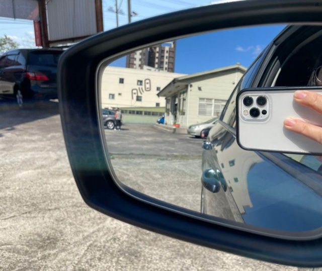 優質進口掀背小車首選/ACC跟車/LED日行燈/CARPLAY/盲點/倒車顯影/循跡防滑/自動緊急煞車/ISOFIX  第7張相片