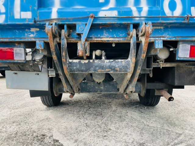 超優質賺錢發財貨車/油壓尾門/里程僅跑12 萬/電動窗/頭燈水平調整  第12張相片