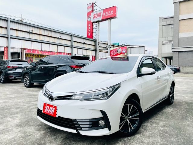IKEY免鑰匙/LED日行燈尾燈/循跡防滑/定速巡航/方向盤快控鍵/前+後駐車雷達/抬頭顯示/恆溫/ISOFIX  第4張相片