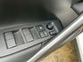 全車原版件內裝氣氛佳/IKEY摸門/ACC跟車/AEB自動緊急煞車/方向盤快控鍵/頭燈水平調整/恆溫/ISOFIX/胎偵  第6張縮圖