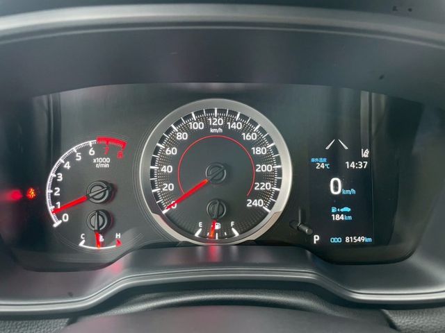 全車原版件內裝氣氛佳/IKEY摸門/ACC跟車/AEB自動緊急煞車/方向盤快控鍵/頭燈水平調整/恆溫/ISOFIX/胎偵  第9張相片