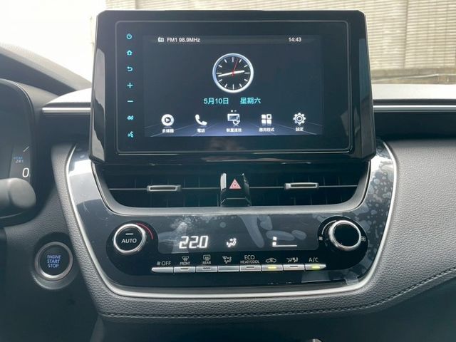 全車原版件內裝氣氛佳/IKEY摸門/ACC跟車/AEB自動緊急煞車/方向盤快控鍵/頭燈水平調整/恆溫/ISOFIX/胎偵  第10張相片