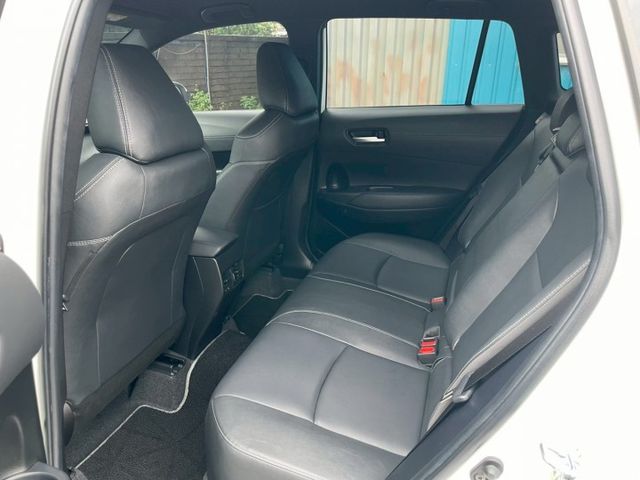 全車原版件內裝氣氛佳/IKEY摸門/ACC跟車/AEB自動緊急煞車/方向盤快控鍵/頭燈水平調整/恆溫/ISOFIX/胎偵  第11張相片