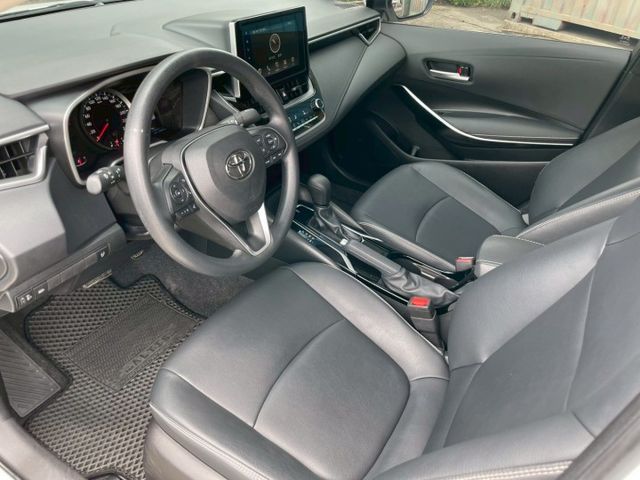 豪華版/全車原版件/超低里程/內裝氣氛佳/ACC跟車/恆溫/方向盤快控鍵/藍芽/頭燈水平調整/胎壓偵測/後座出風口  第5張相片
