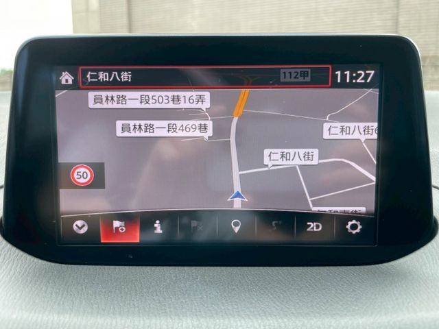 一手女用車/IKEY/定速巡航/循跡防滑/方向盤快控/盲點偵測/導航/藍芽/倒車顯影/電子式恆溫  第10張相片
