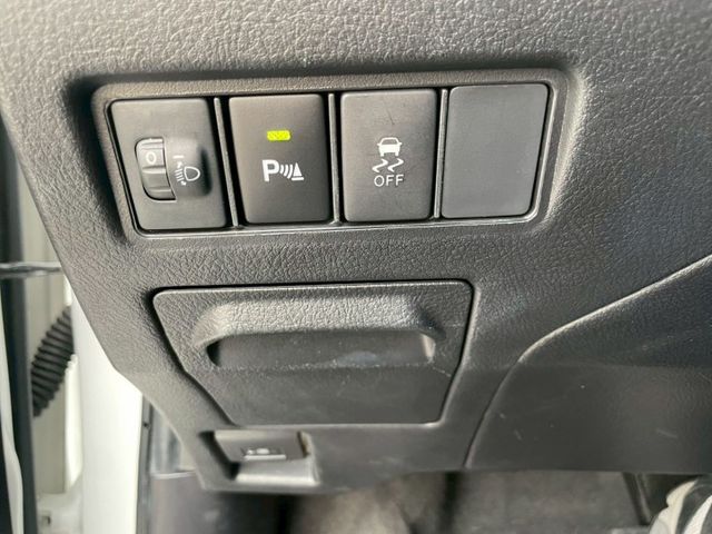 超優質神鴨/LED日行燈/頭燈水平調整/循跡防滑/斜坡起步輔助/ISOFIX/電收折後視鏡/胎壓偵測  第7張相片