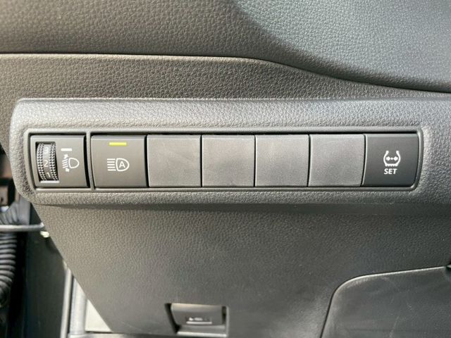 汽油豪華版/ACC主動跟車/車道偏離警示/車道維持輔助/AEB自動緊急煞車/方向盤快控/恆溫/藍芽/胎壓監控  第6張相片