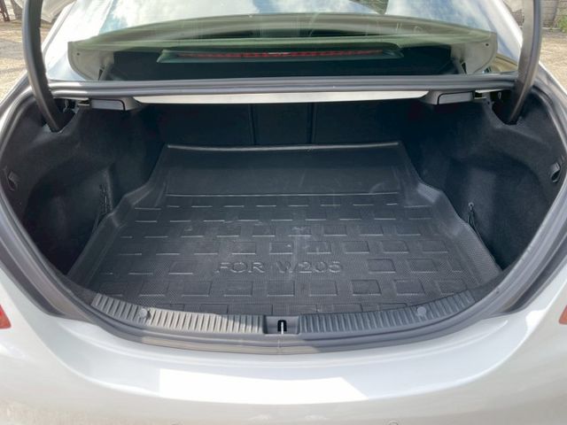 C300 4MATIC/AMG套件/IKEY摸門/全景天窗/柏林之音/換檔撥片/LED頭燈/盲點/導航/電熱椅/碰撞警示  第17張相片