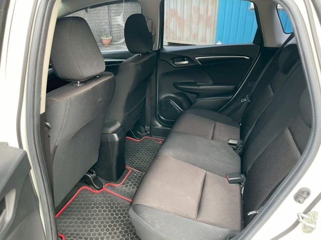 頂規S版 /定速巡航/換檔撥片/循跡防滑/斜坡起步輔助/胎壓監控/恆溫/導航/倒車顯影/電收折後視鏡  第15張相片