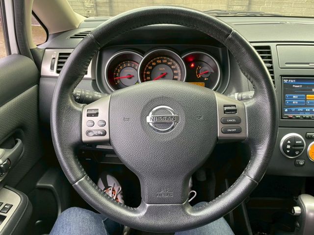 超低里程僅跑11萬優質代步車/IKEY免鑰匙/方向盤快控鍵/定速巡航/頭燈水平調整/倒車顯影/恆溫/車室內大空間  第9張相片