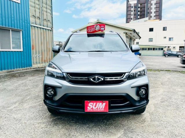 頂規旗艦型/自用商用兩不誤/定速巡航/自動頭燈/導航/藍芽/倒車顯影/數位電視/抬頭顯示/後座出風/車側踏板  第2張相片