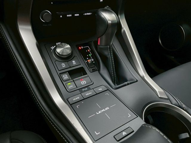 頂規豪華版/天窗/雙前座電動電熱椅/電尾門/IKEY摸門/360環景/CARPLAY/盲點/ACC跟車/8SRS  第13張相片