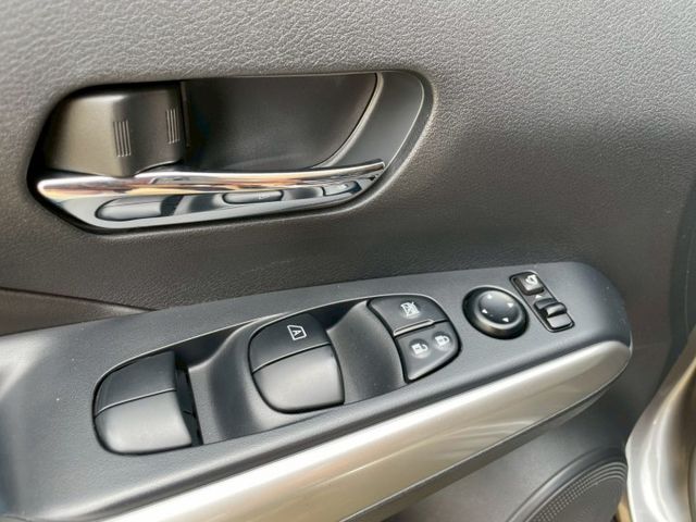 豪華版/IKEY免鑰匙/定速巡航/360環景/CARPLAY/循跡防滑/斜坡起步輔助/胎壓監控/恆溫/光感應自動頭燈  第6張相片