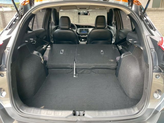 豪華版/IKEY免鑰匙/定速巡航/360環景/CARPLAY/循跡防滑/斜坡起步輔助/胎壓監控/恆溫/光感應自動頭燈  第17張相片