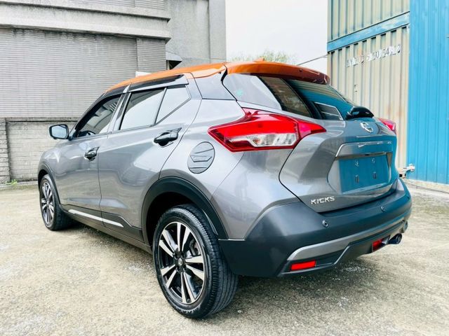 豪華版/IKEY免鑰匙/定速巡航/360環景/CARPLAY/循跡防滑/斜坡起步輔助/胎壓監控/恆溫/光感應自動頭燈  第18張相片