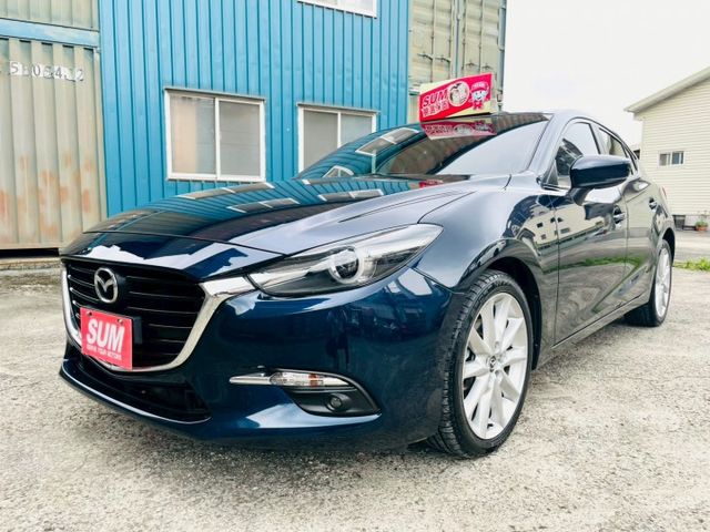 尊榮安全版/LED頭燈日行燈/抬頭顯示/雙區恆溫/18吋圈/前行煞車輔助/電子手煞/車道偏移警示/盲點/導航/藍芽/6安  第1張相片