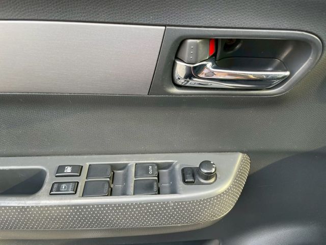 超優質代步小車無待修/IKEY免鑰匙/導航/藍芽/倒車顯影/方向盤快控鍵/恆溫/天窗/皮椅/冷氣冷  第6張相片