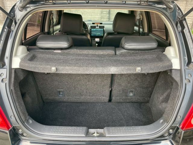 超優質代步小車無待修/IKEY免鑰匙/導航/藍芽/倒車顯影/方向盤快控鍵/恆溫/天窗/皮椅/冷氣冷  第16張相片