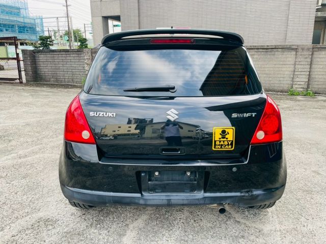 超優質代步小車無待修/IKEY免鑰匙/導航/藍芽/倒車顯影/方向盤快控鍵/恆溫/天窗/皮椅/冷氣冷  第19張相片