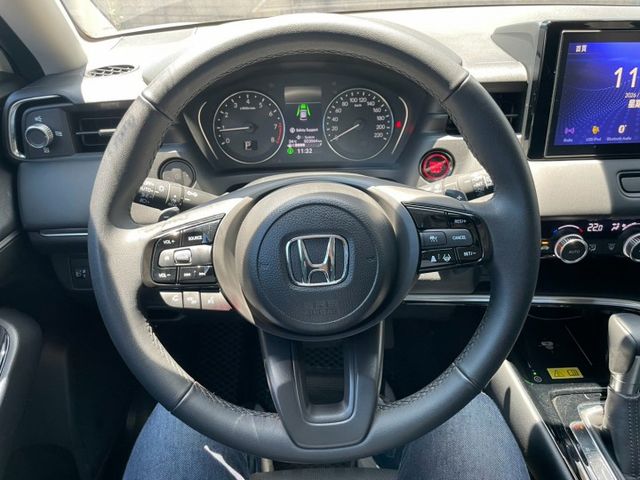 頂規Prestige尊榮版/超低里程僅跑2萬/原廠保固中/ACC跟車/換檔撥片/盲點/電尾門/CARPLAY/雙區恆溫  第7張相片