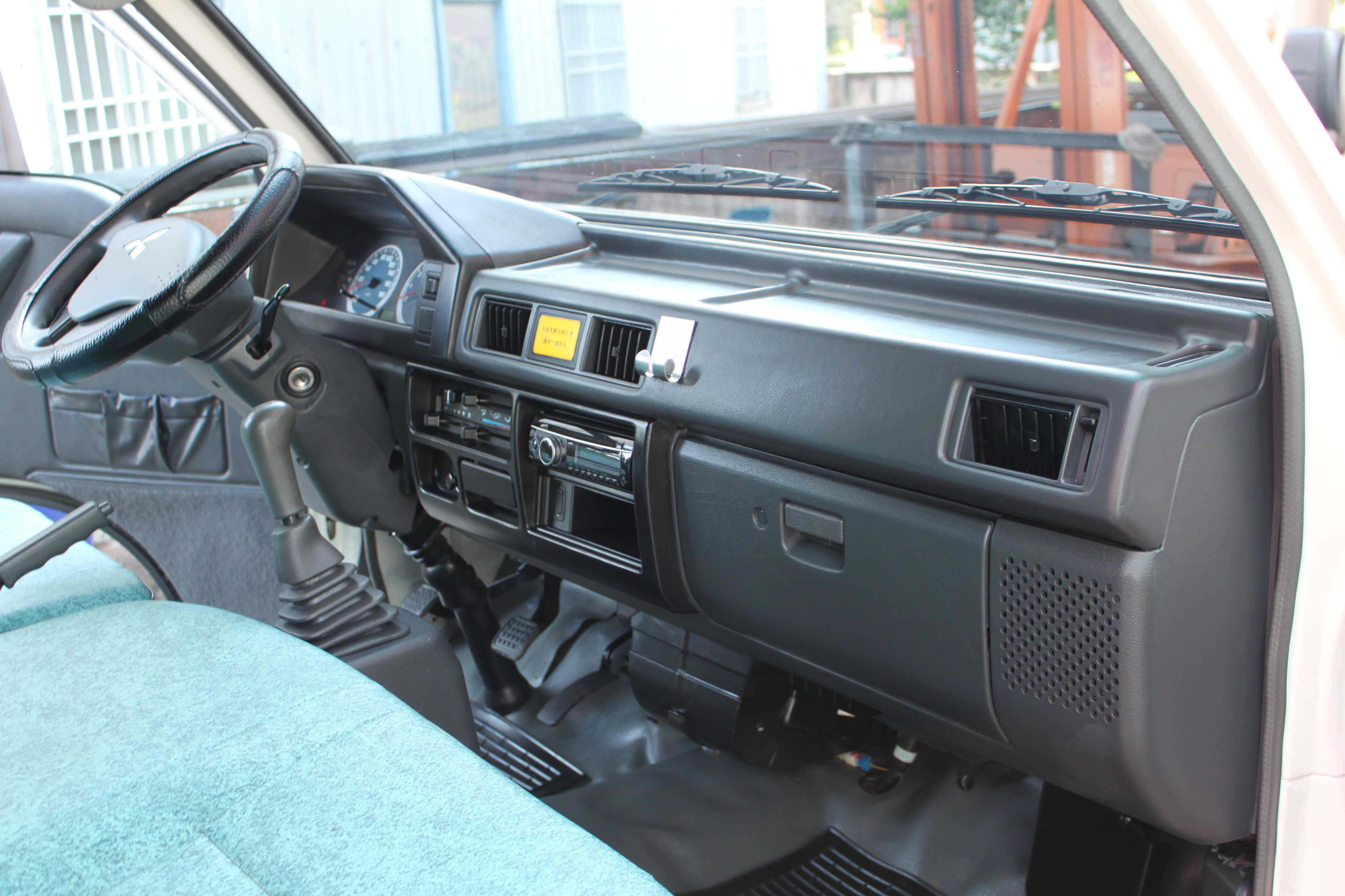 2019年得利卡配備油壓自動升降升降帆布.原板件原廠保養里程保證  第11張相片