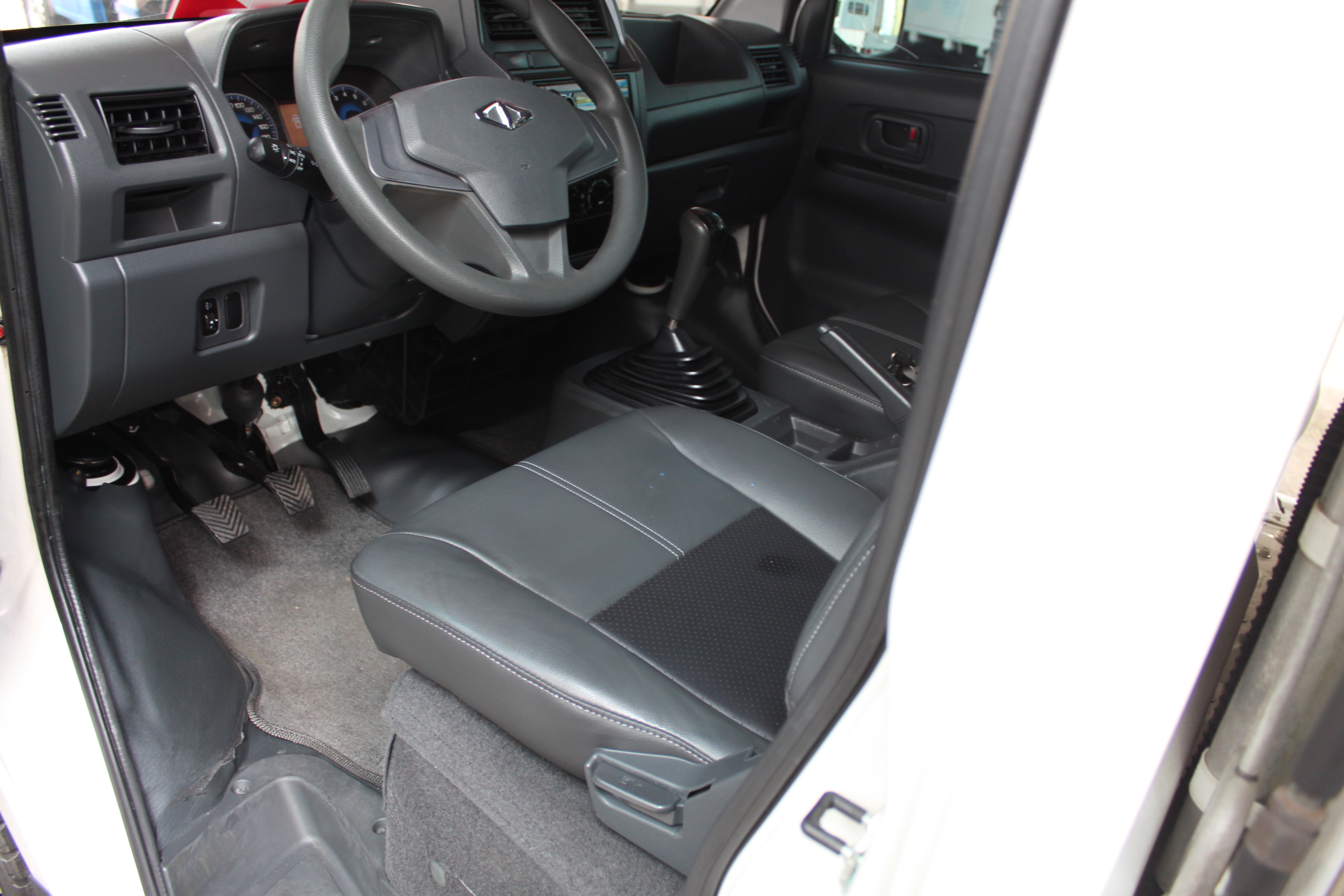 2020年菱利A190正負20度冷凍車 保證里程 超低里程僅跑5萬5 原版件 全程原廠保養  第8張相片