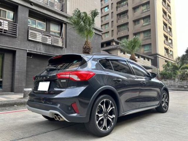 FORD福特 FOCUS ACTIVE  第4張相片