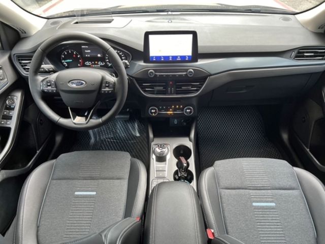 FORD福特 FOCUS ACTIVE  第7張相片