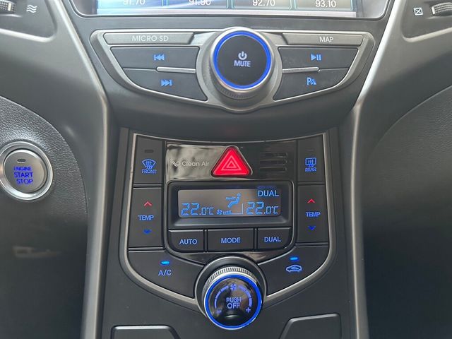 HYUNDAI現代 ELANTRA  第6張相片