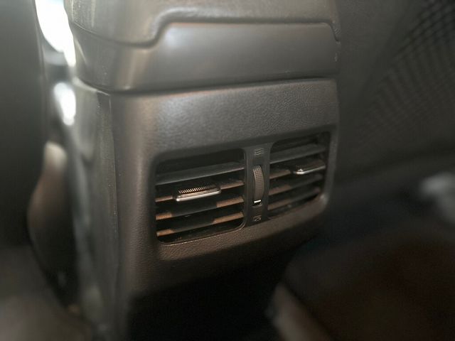HYUNDAI現代 ELANTRA  第13張相片