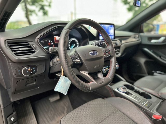 FORD福特 FOCUS  第5張相片