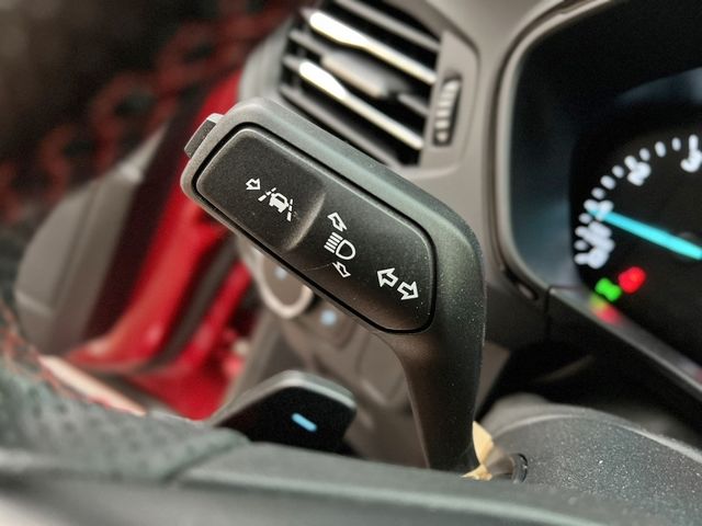 FORD福特 FOCUS  第15張相片