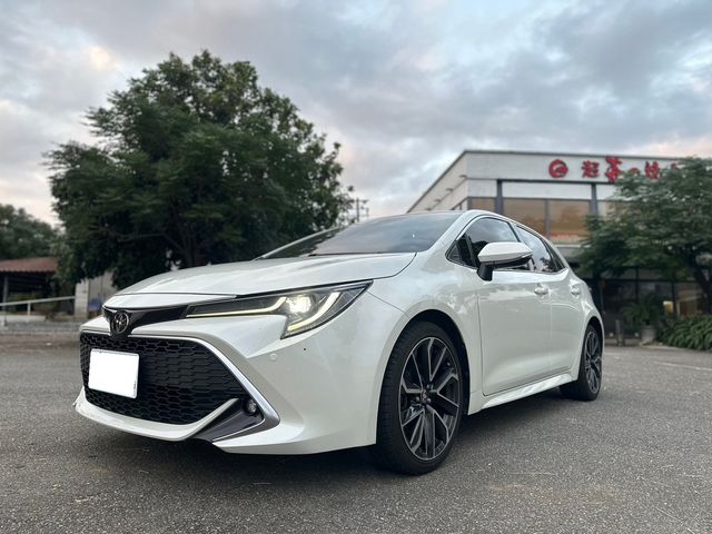 TOYOTA豐田 AURIS  第2張相片