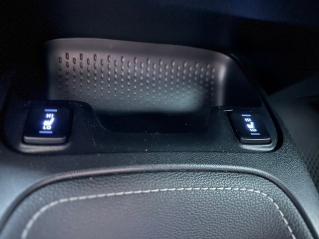 TOYOTA豐田 AURIS  第6張相片