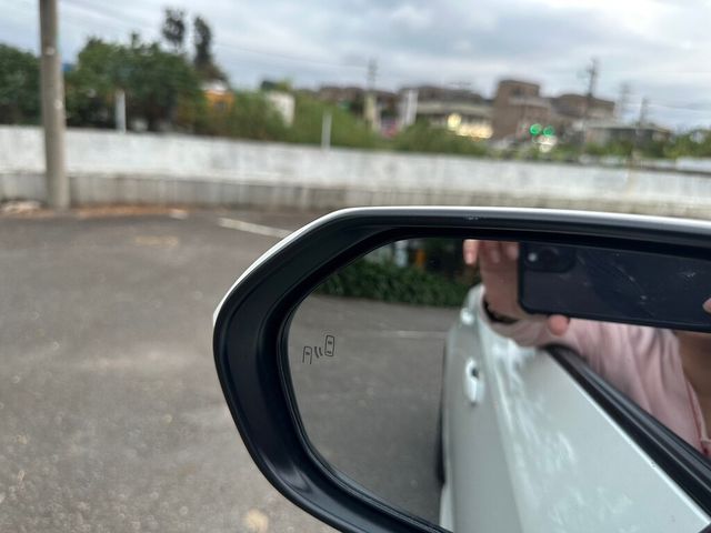TOYOTA豐田 AURIS  第7張相片