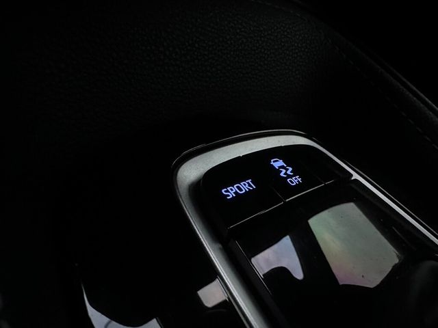 TOYOTA豐田 AURIS  第9張相片