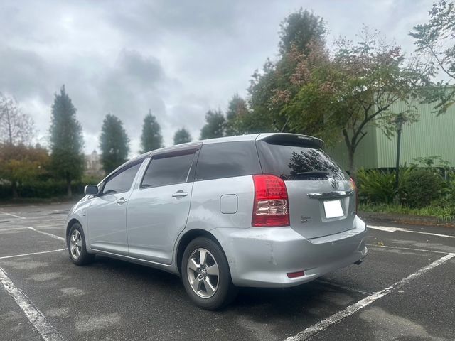 TOYOTA豐田 WISH  第13張相片