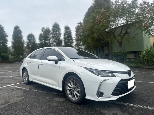TOYOTA豐田 ALTIS  第1張相片
