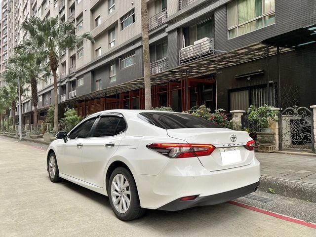 TOYOTA豐田 CAMRY  第3張相片