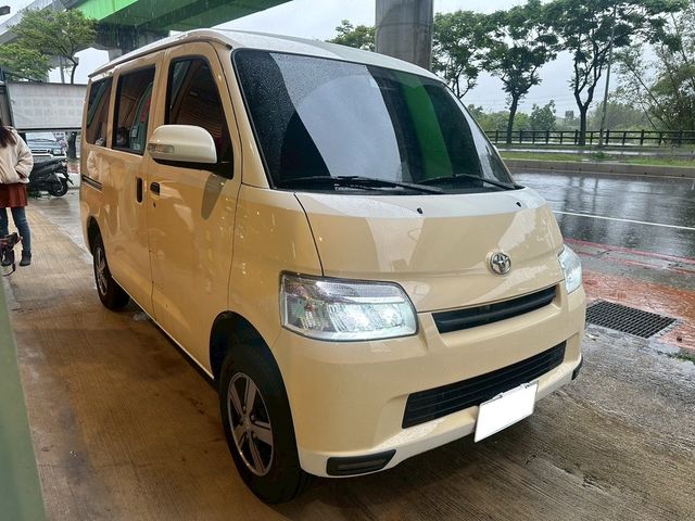 TOYOTA豐田 TOWN ACE  第1張相片
