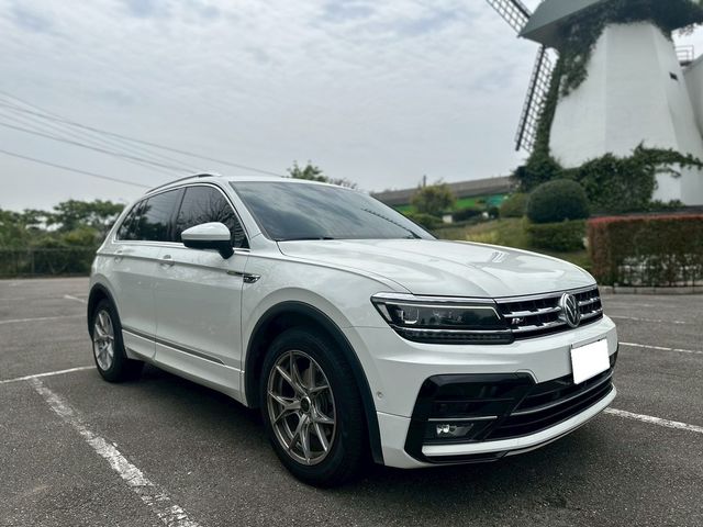 VOLKSWAGEN福斯 TIGUAN  第2張相片